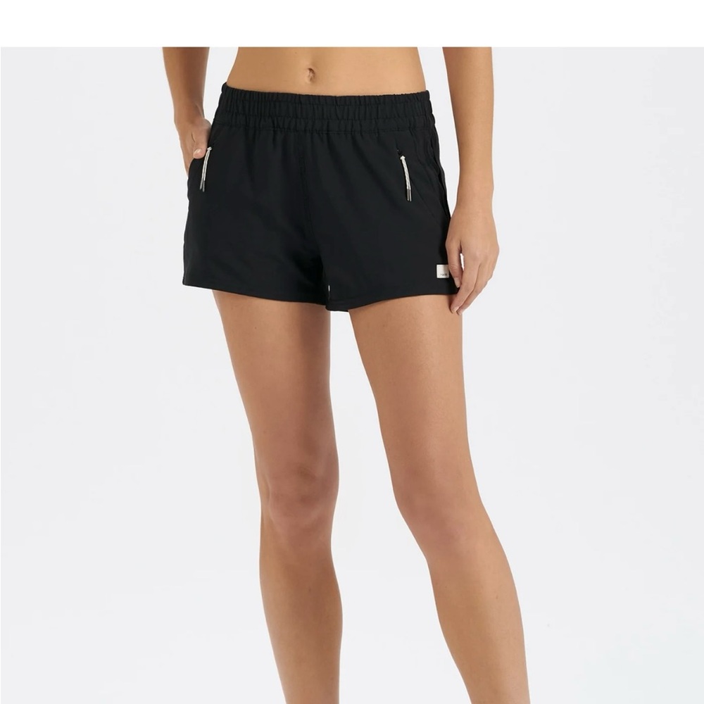 NWT Vuori women’s shorts
